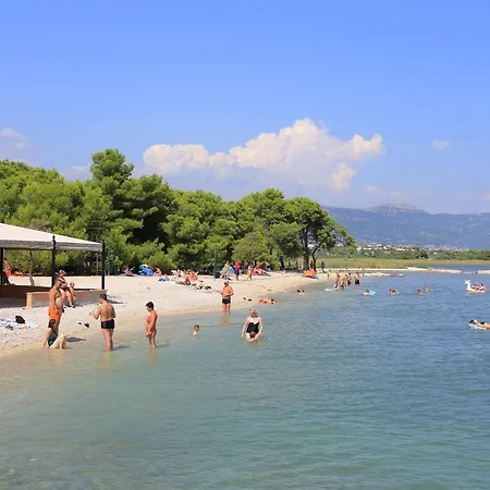 By The Sea - 21215 Apartamento Trogir